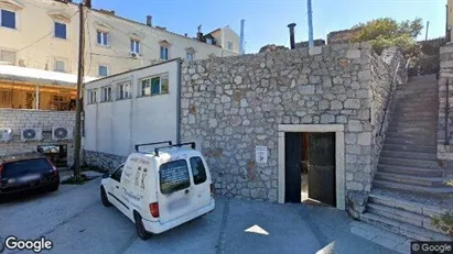 Bedrijfsruimtes te koop in Senj - Foto uit Google Street View
