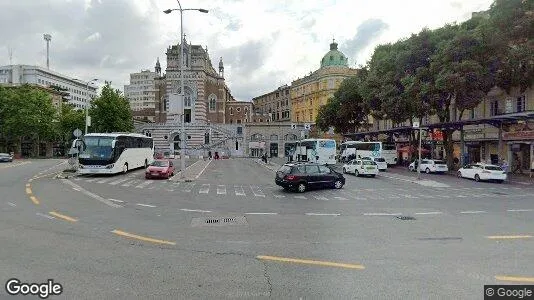 Bedrijfsruimtes te koop i Location is not specified - Foto uit Google Street View
