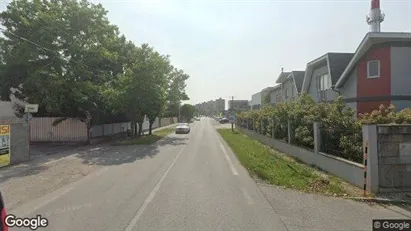 Företagslokaler för uthyrning i Senec – Foto från Google Street View