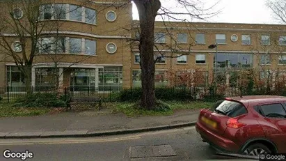Büros zur Miete in Walton-on-Thames - Surrey – Foto von Google Street View