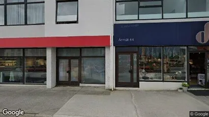Kantorruimte te huur in Reykjavík Háaleiti - Foto uit Google Street View