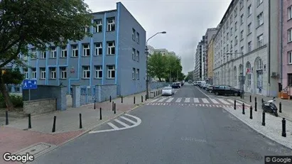 Kantorruimte te koop in Warschau Wola - Foto uit Google Street View