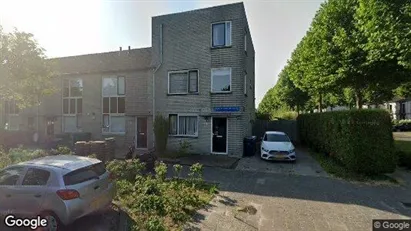 Bedrijfsruimtes te koop in Almere - Foto uit Google Street View