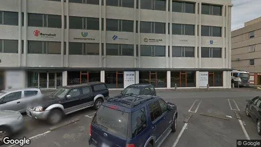 Kantorruimte te koop i Reykjavík Háaleiti - Foto uit Google Street View