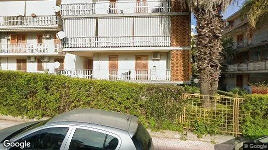 Lagerlokaler til salg i Aci Catena - Foto fra Google Street View