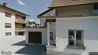 Bedrijfsruimtes te koop in Besnica - Foto uit Google Street View