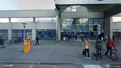 Gewerbeflächen zur Miete in Bratislava Petržalka – Foto von Google Street View