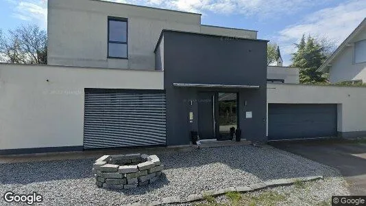 Företagslokaler till salu i Kirchberg-Thening – Foto från Google Street View