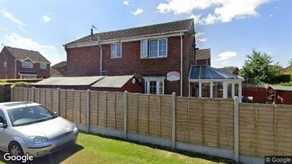 Warehouses for rent in Leeds - West Yorkshire - Photo from Google Street View