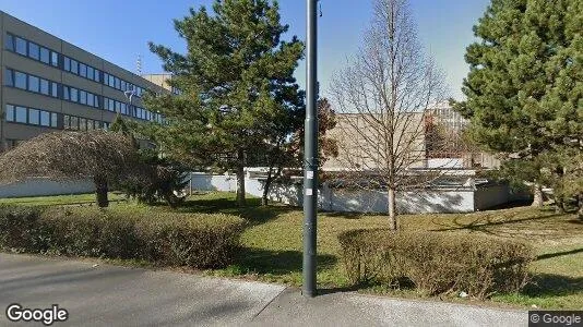Lokaler til salgs i Bratislava Ružinov – Bilde fra Google Street View
