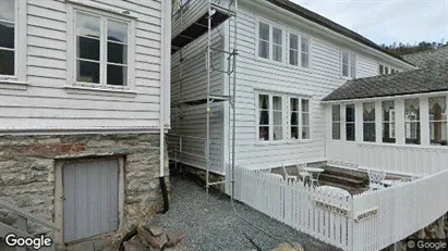 Bedrijfsruimtes te koop in Granvin - Foto uit Google Street View