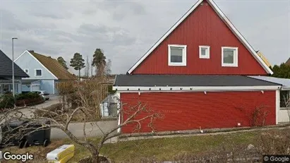 Företagslokaler till salu i Upplands-Bro – Foto från Google Street View