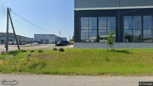 Industrial properties for rent i Vantaa - Photo from Google Street View