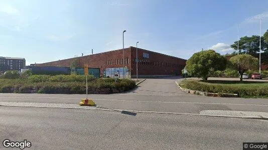 Lager zur Miete i Helsinki Läntinen – Foto von Google Street View