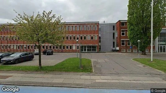 Bedrijfsruimtes te huur i Brøndby - Foto uit Google Street View