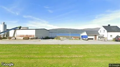 Bedrijfsruimtes te koop in Nesna - Foto uit Google Street View