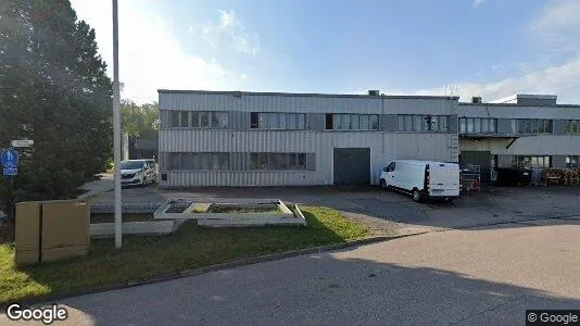 Lager zur Miete i Vantaa – Foto von Google Street View
