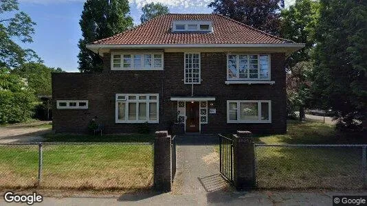 Bedrijfsruimtes te huur i Tilburg - Foto uit Google Street View