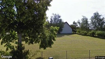 Verkstedhaller til salgs i Holeby – Bilde fra Google Street View