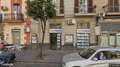 Bedrijfsruimtes te huur in Napels Municipalità 4 - Foto uit Google Street View