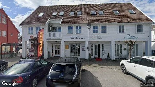Kontorslokaler till salu i Lillesand – Foto från Google Street View