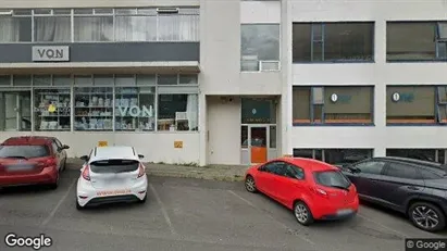Lagerlokaler för uthyrning i Reykjavík Háaleiti – Foto från Google Street View