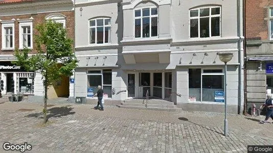 Gewerbeflächen zur Miete i Hjørring – Foto von Google Street View