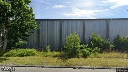 Magazijnen te huur in Them - Foto uit Google Street View