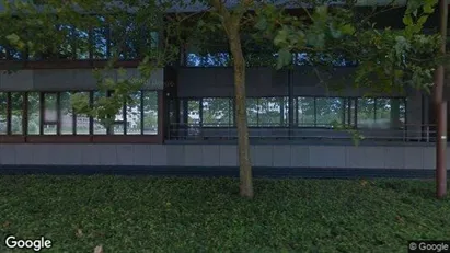 Bedrijfsruimtes te huur in Amsterdam Slotervaart - Foto uit Google Street View