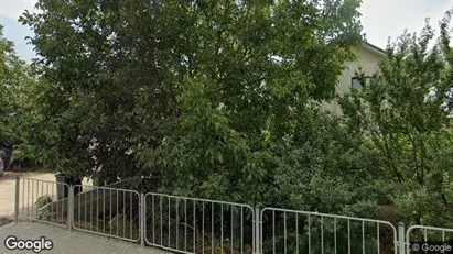 Företagslokaler för uthyrning i Tunari – Foto från Google Street View Företagslokaler för uthyrning i Tunari – Foto från Google Street View