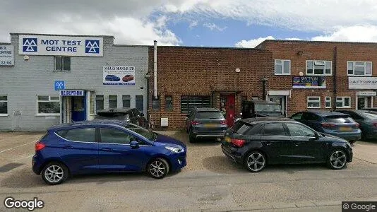 Büros zur Miete i Weybridge - Surrey – Foto von Google Street View