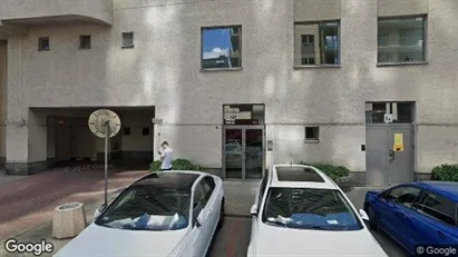 Gewerbeflächen zur Miete in Warschau Wola – Foto von Google Street View Gewerbeflächen zur Miete in Warschau Wola – Foto von Google Street View