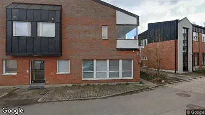 Gewerbeflächen zur Miete in Helsinki Läntinen – Foto von Google Street View