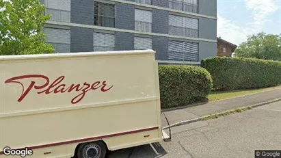 Bedrijfsruimtes te huur in Aarau - Foto uit Google Street View Bedrijfsruimtes te huur in Aarau - Foto uit Google Street View