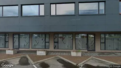 Kantorruimte te huur in Reykjavík Háaleiti - Foto uit Google Street View