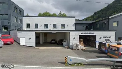 Bedrijfsruimtes te huur in Bergen Fana - Foto uit Google Street View