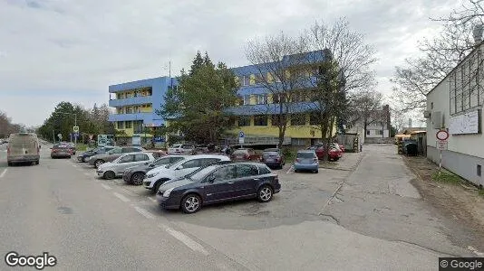 Gewerbeflächen zur Miete i Galanta – Foto von Google Street View