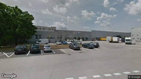 Gewerbeflächen zur Miete i Bratislava Nové Mesto – Foto von Google Street View