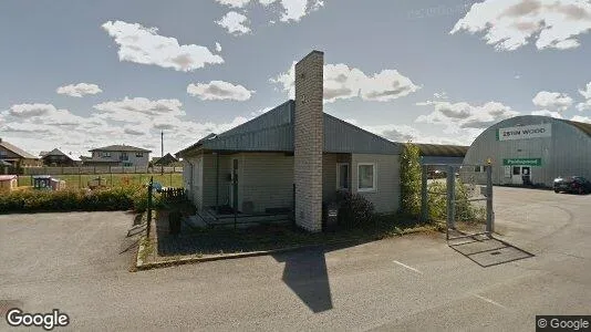 Bedrijfsruimtes te huur i Rae - Foto uit Google Street View