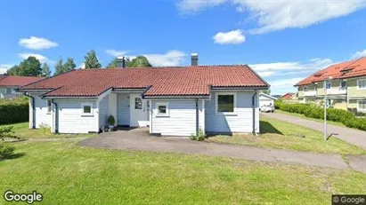 Bedrijfsruimtes te koop in Holmestrand - Foto uit Google Street View