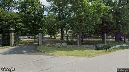 Bedrijfsruimtes te huur in Warschau Śródmieście - Foto uit Google Street View