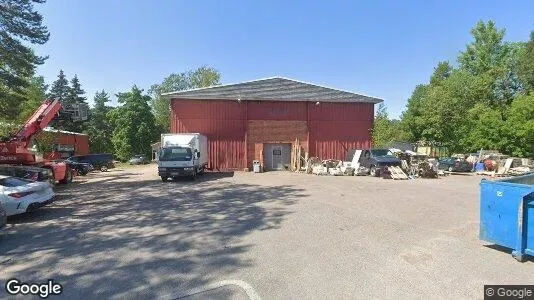 Lager zur Miete i Vantaa – Foto von Google Street View
