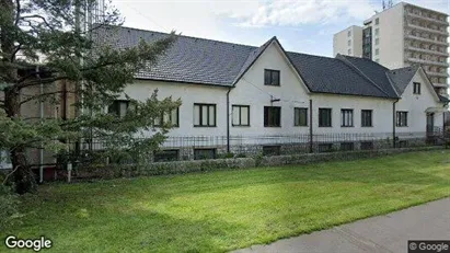 Bedrijfsruimtes te huur in Trnava - Foto uit Google Street View