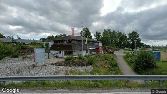 Office spaces for rent i Re - Photo from Google Street View