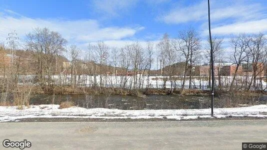 Werkstätte zur Miete i Nes – Foto von Google Street View