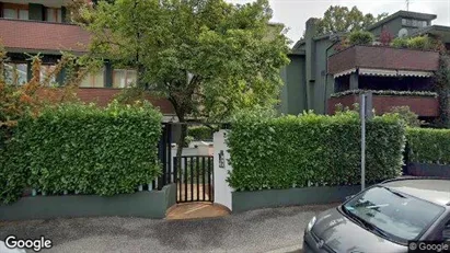 Företagslokaler till salu i Monza – Foto från Google Street View