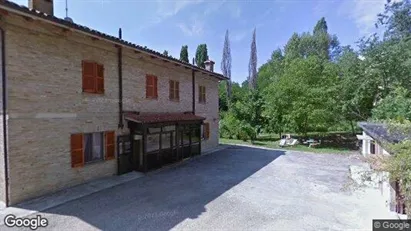 Lager til salgs i Urbino – Bilde fra Google Street View