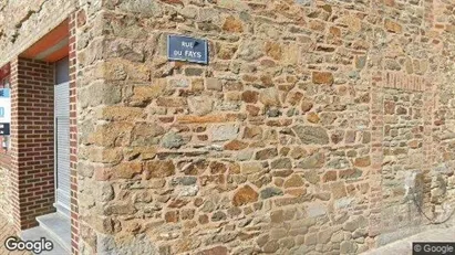 Commercial properties for sale in Saint-Hubert - Photo from Google Street View