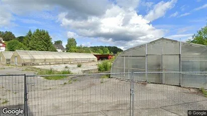 Gewerbeflächen zur Miete in Fet – Foto von Google Street View