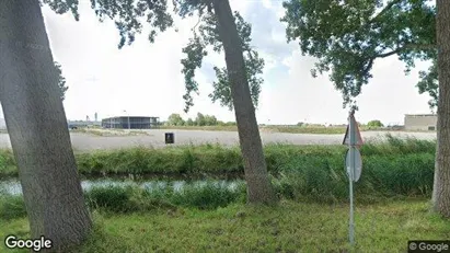 Gewerbeflächen zur Miete in Alphen aan den Rijn – Foto von Google Street View